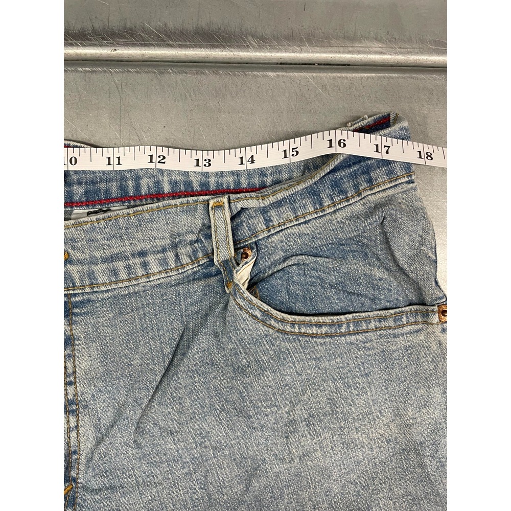 Vintage Levis 550 Jeans Womens 16S 35X30 Blue Light Wash Denim Relaxed Boot Cut - Picture 6 of 14